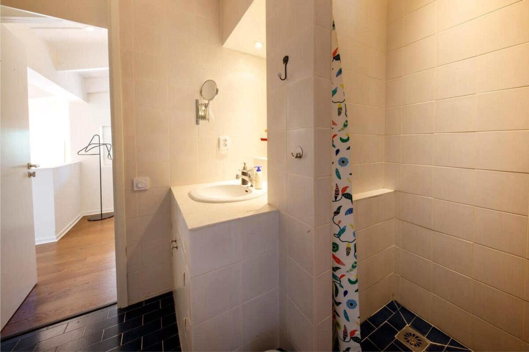 Belle villa 4 chambres - jacuzzi privatif - piscine Biot Esterno foto