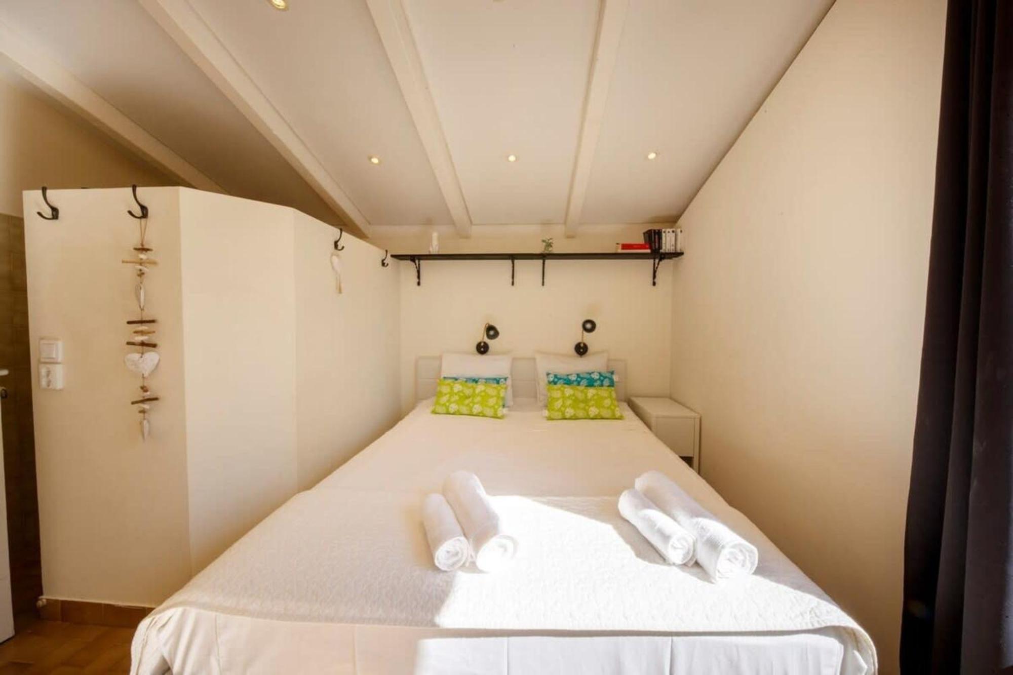 Belle villa 4 chambres - jacuzzi privatif - piscine Biot Esterno foto