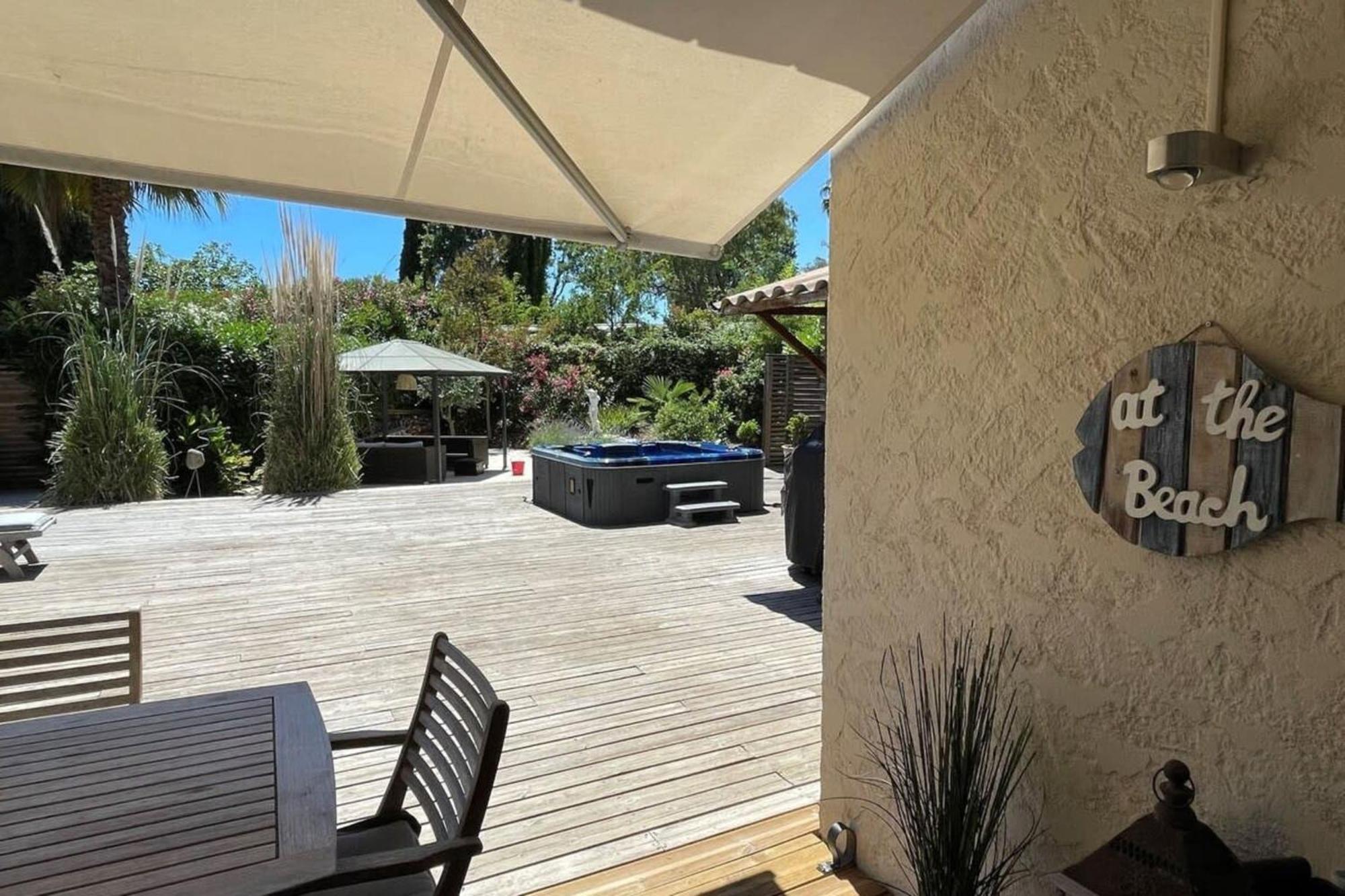 Belle villa 4 chambres - jacuzzi privatif - piscine Biot Esterno foto